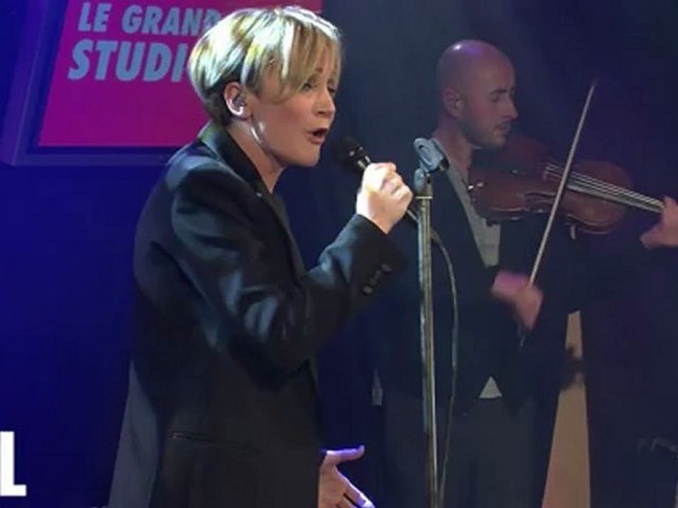 Patricia Kaas - L'Hymne à l'Amour dans le Grand Studio RTL présenté par Eric Jean-Jean