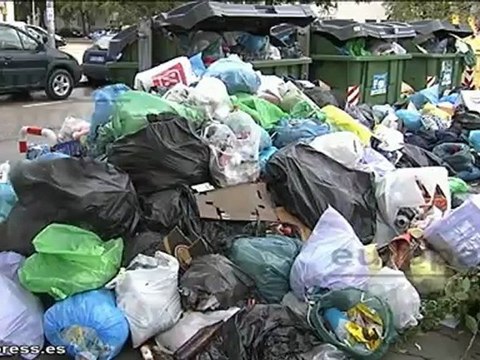 Vecinos de Jerez, hartos de la huelga de basura