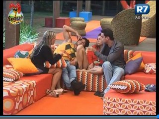 krarril e Isis conversando  pt 1