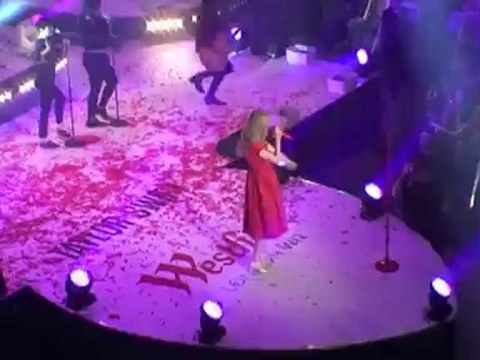Taylor Swift is Red as She Switches on the Christmas Lights in London