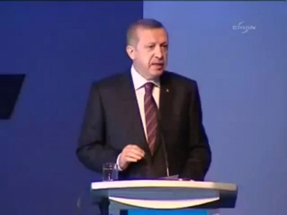 Başbakan: Futbol'un şikeyle anılmasını önlemeliyiz!