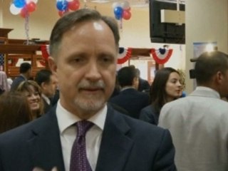 U.S. democracy "inspires" Iraqis, says ambassador