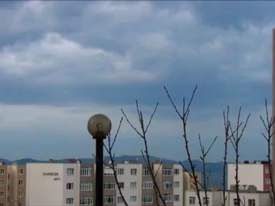 UFO Turkey /Bandırma 06.11.2012 / 16:36 Uzy Blm UFO Arştr Yzr Engin Kelemençe