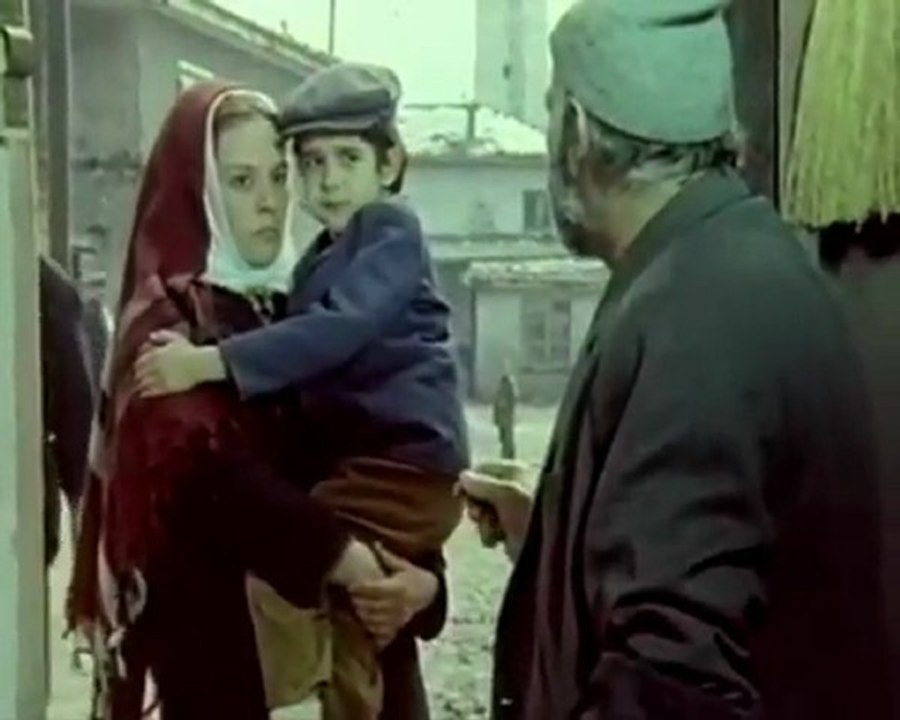 ilkay Akkaya - urfanın etrafı dumanlı dağlar - 2012 yeni  - kolaj Serbülent öztürk