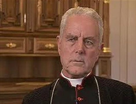 Mgr Williamson 2004.01.31 le 11 septembre; complot mondialiste