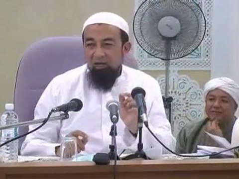 Sisa Makanan Dalam Mulut Ketika Solat - Ustaz Azhar Idrus