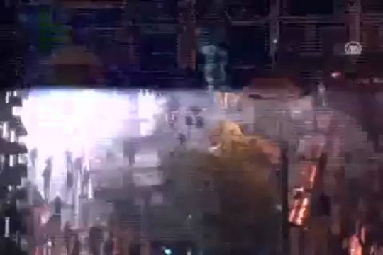 Yunanistan'da kemer sıkmaya tepki