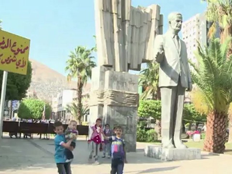 Syrie: le conflit s'intensifie à Damas, les habitants réagissent