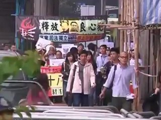 Hong Kong demonstrators demand reform