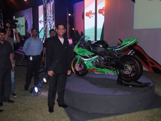 Mahi Racing Team India Launch | Tabu & Nagarjuna