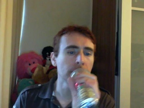 Wiwi égratigne rouge rose de Daniel Darc