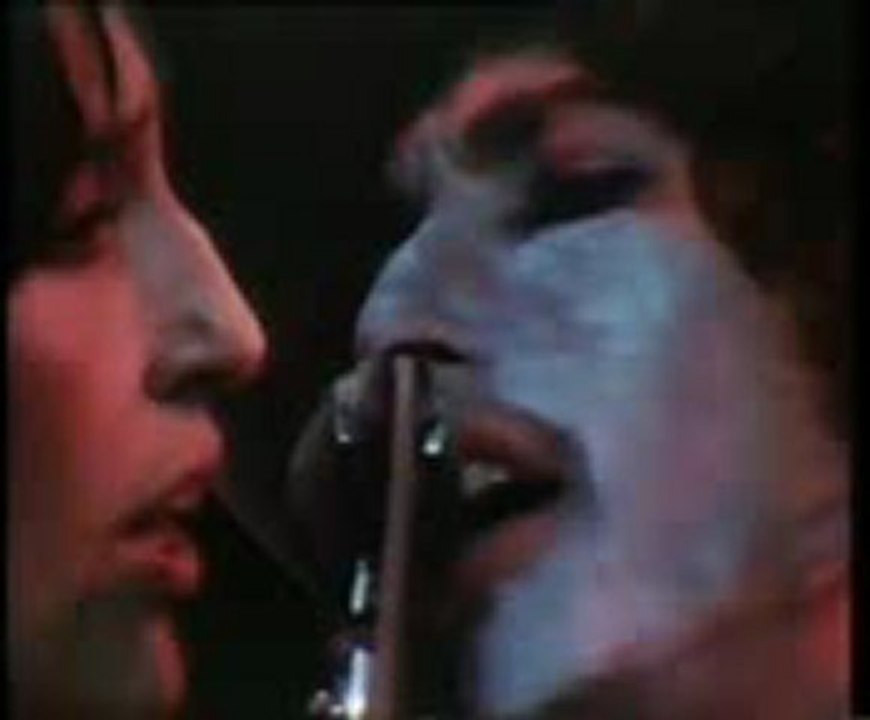 Bob Dylan and Joan Baez - Never Let Me Go (1975)