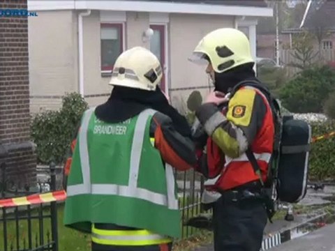 Brand bij woning in Zevenhuizen - RTV Noord