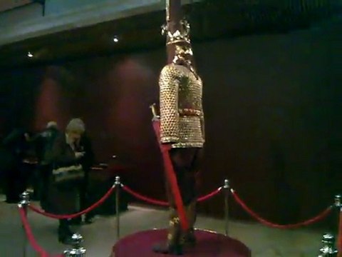 Altın Elbiseli Adam-2500,yıllık TÜRK Tarihi Kazakistanda bulundu