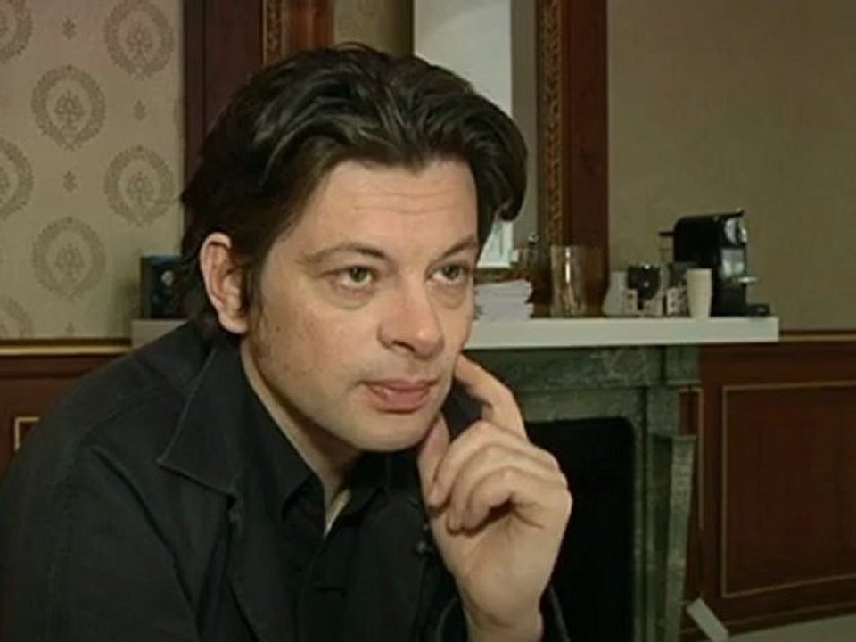 Chanteur pop à succès
