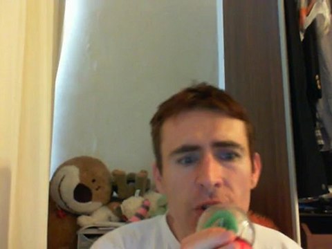 Wiwi égratigne Tina town de Kas Product