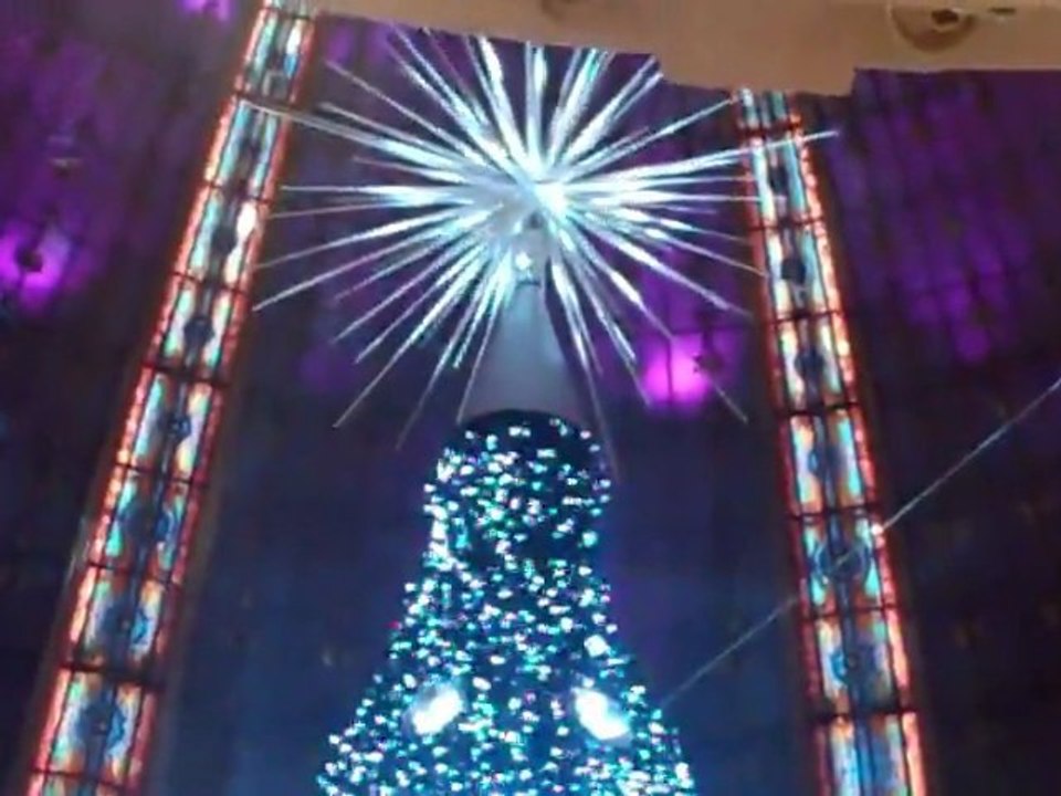 NOEL 2012 Sapin Swarovski aux Galeries Lafayettes