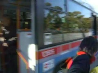 [手袋フェチ] 左目探偵Eye 石原さとみ 黒革手袋1