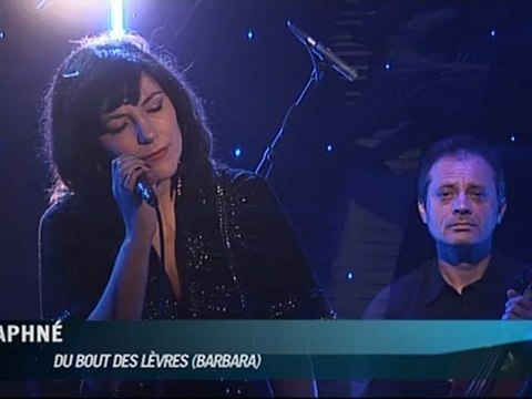 EXCLU - Daphné chante Du bout des lèvres