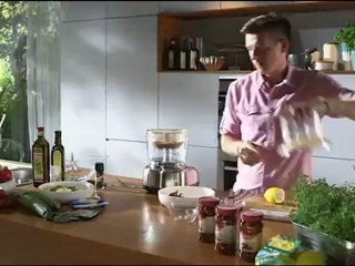 Okrasa-Marynowany schab z mozzarellą i grillowaną cukinią