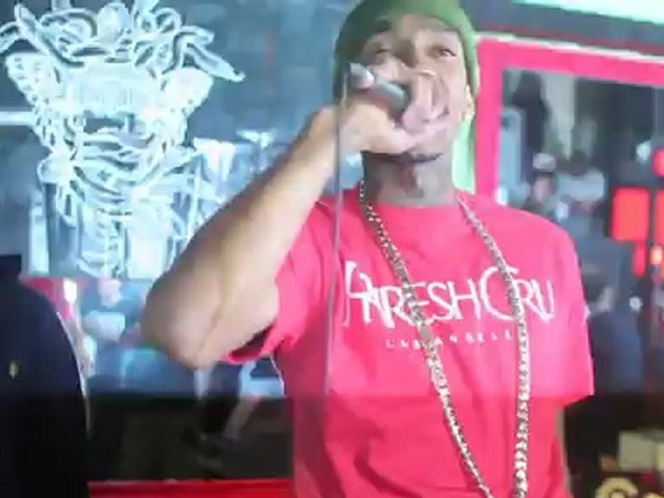 Nipsey Hussle "I Need That" & "Bitches Ain't Shit" Live @ "Crooks & Castles" SXSW Showcase, Six Lounge, Austin, TX, 03-15-2012