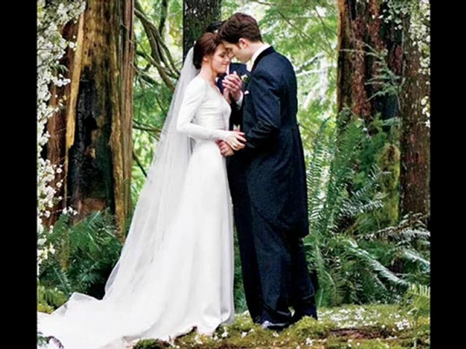 Flightless Bird, American Mouth - Twilight Saga OST (Breaking Dawn Wedding Photos)_(360p)