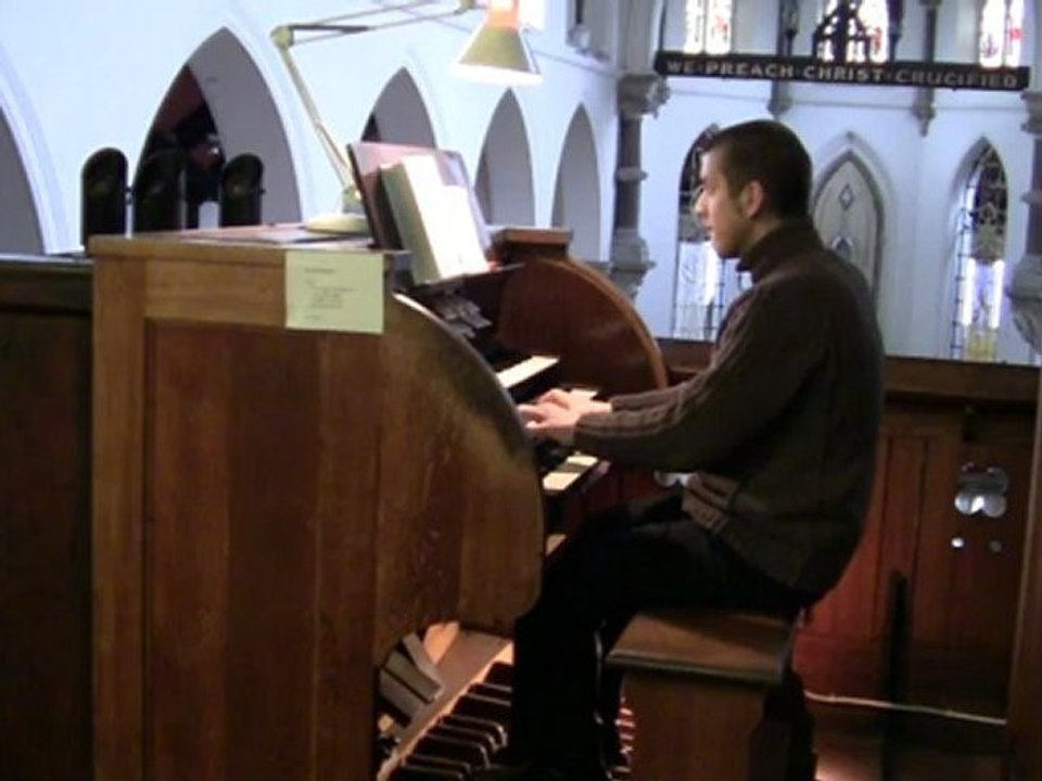 Hail! Holy, Holy, Holy, Lord! - Chris Lawton at St Mungo's Catholic Church, Glasgow