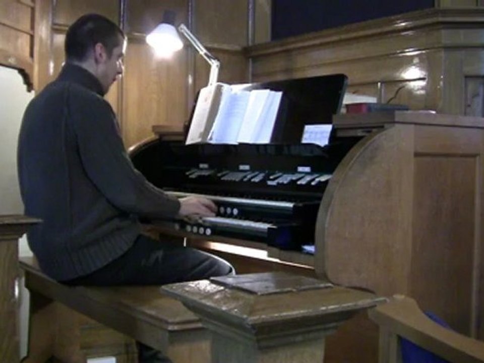 God give us life - Chris Lawton at Carmyle Church, Glasgow