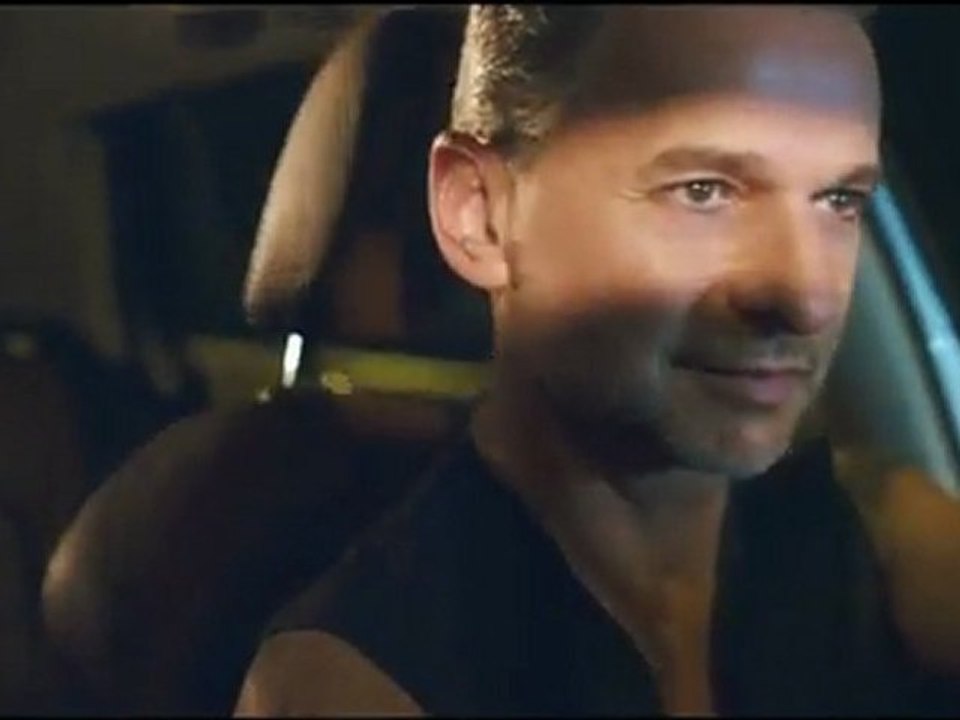 Pub Volkswagen Golf 7 ► People are People • (Full Version)