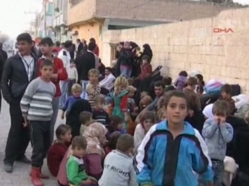 Syrian rebels take border town