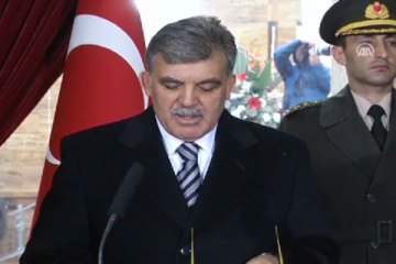 Büyük Önder Atatürk'ü anıyoruz