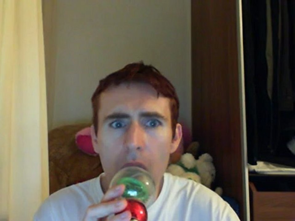 Wiwi égratigne "larguer les amarres" de Léa Castel