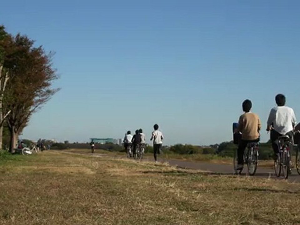 多摩川のほとり 121110