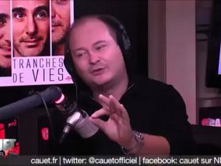 Julie se prend une tartine déguelasse dans la tête - C'Cauet sur NRJ
