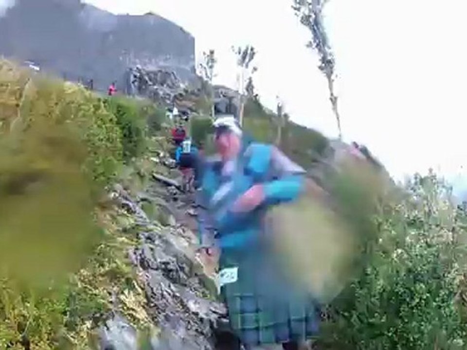 Trail des Citadelles 2012 - Montée/descente au du Chateau de Montsegur