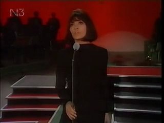 -- Juliette Gréco - (1967)-- "" Parlez moi d "amour ""