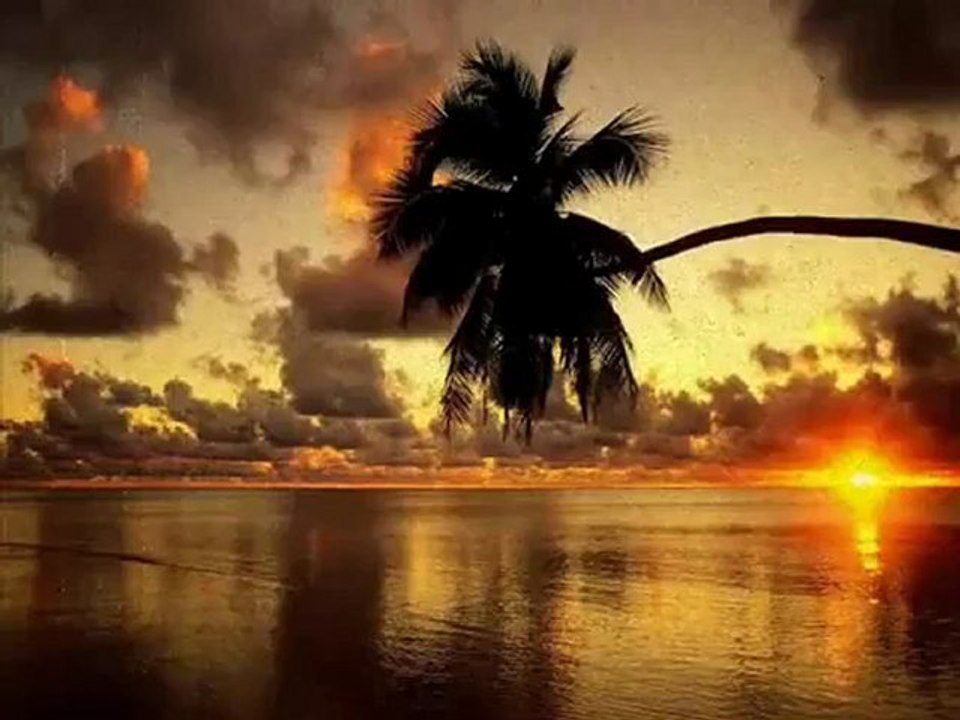 سور الإخلاص والمعوذتين بصوت القارئ عبد الباسط ع...