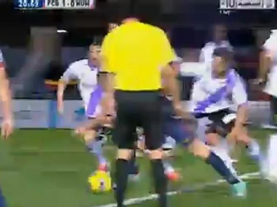 Jugadón de Deulofeu y gol de Lobato