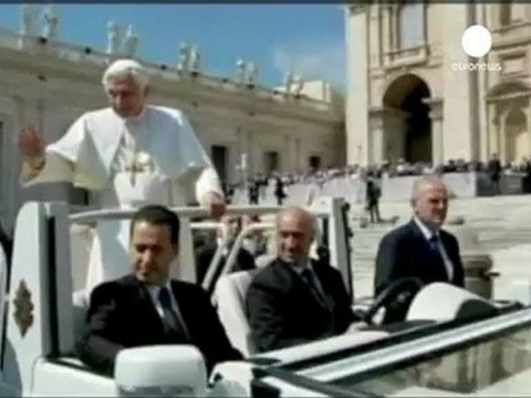 Vatileaks : un informaticien condamné à la prison avec...