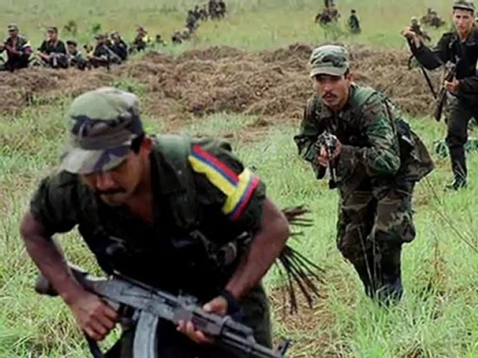 Los Nukak - En riesgo de desaparición - La Planada y Cicatriz en la memoria