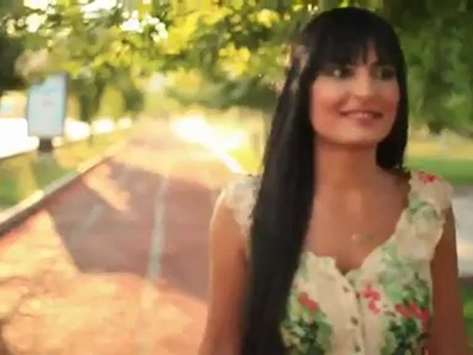 H_seyin_Ka_t_-_Deli_Deli_Yeni_Klip_2012