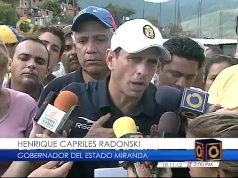 Capriles: Vote por los gobernadores que usted vea trabajando todos los días