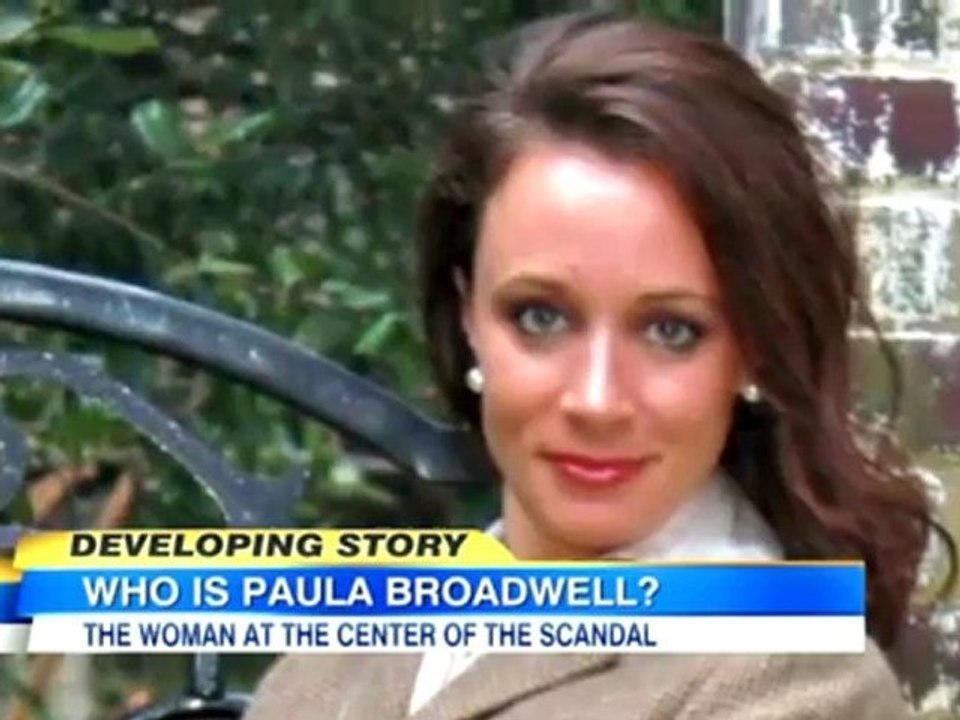 David Petraeus Resigns Over Affair With Biographer Paula Broadwell