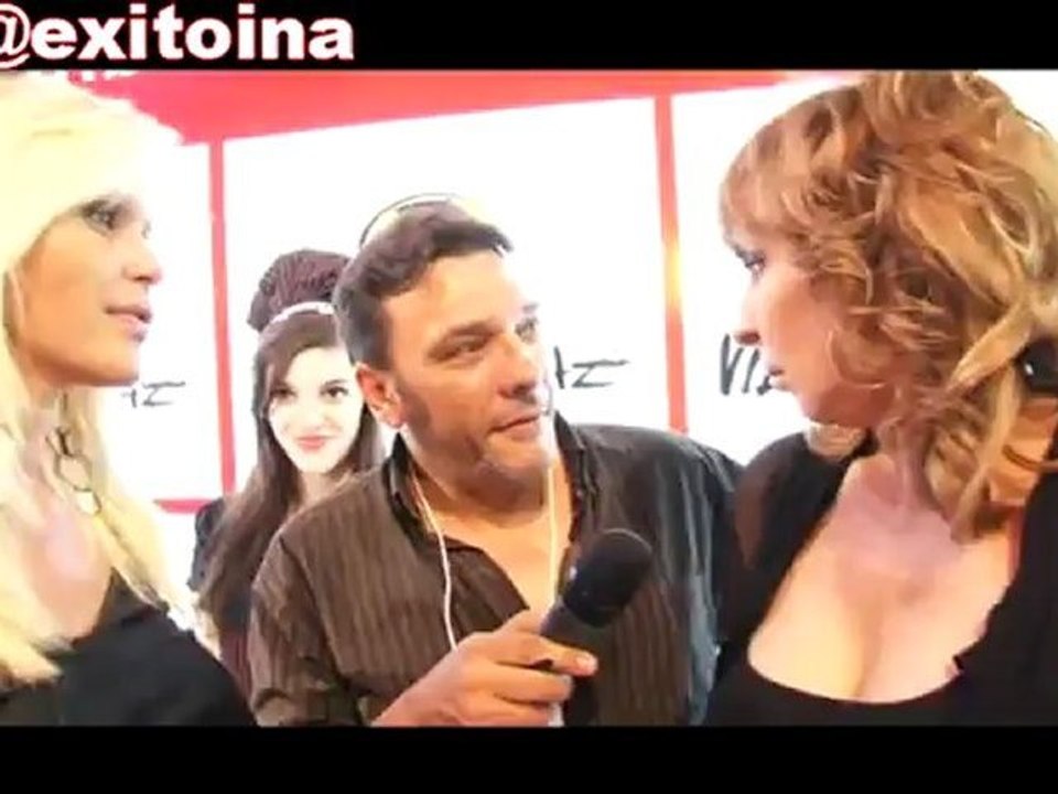 Nazarena y Georgina en la FIT por @FernandoPRENSA