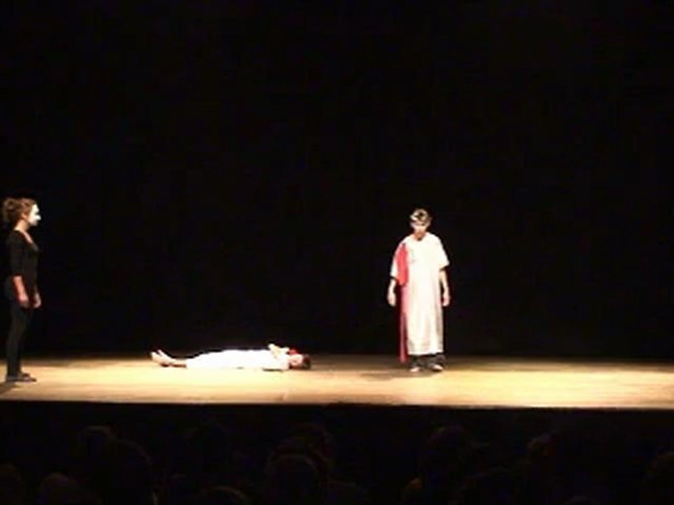 Antigone - Sophocle - Antoine, Lucas, Marie, Mathilde