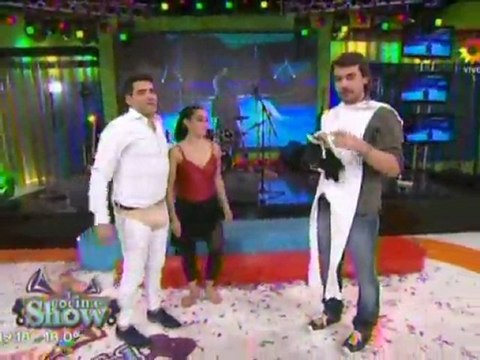 Pedro en la Cocina 17 (a cambiarse para la clase de danza clásica) - 10 de Noviembre