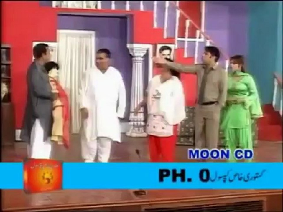 RACE ( FUNNY STAGE DRAMA) Full_clip2