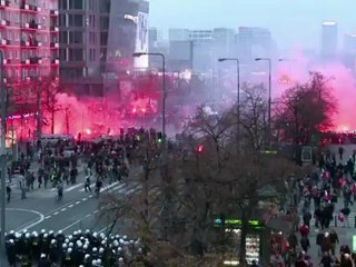 Feriado termina em tumulto na Polônia