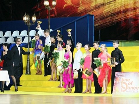 линия танцев