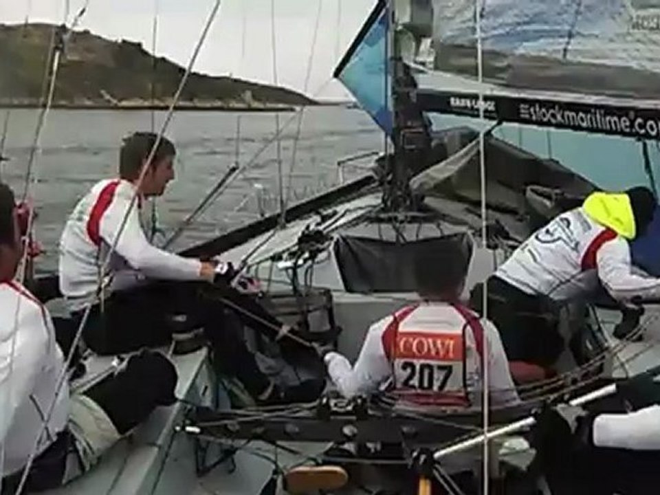 Dangerous but fun: 400 boats sailing rock slalom in Sweden - Tjörn Runt 2012 with an ASSO 99